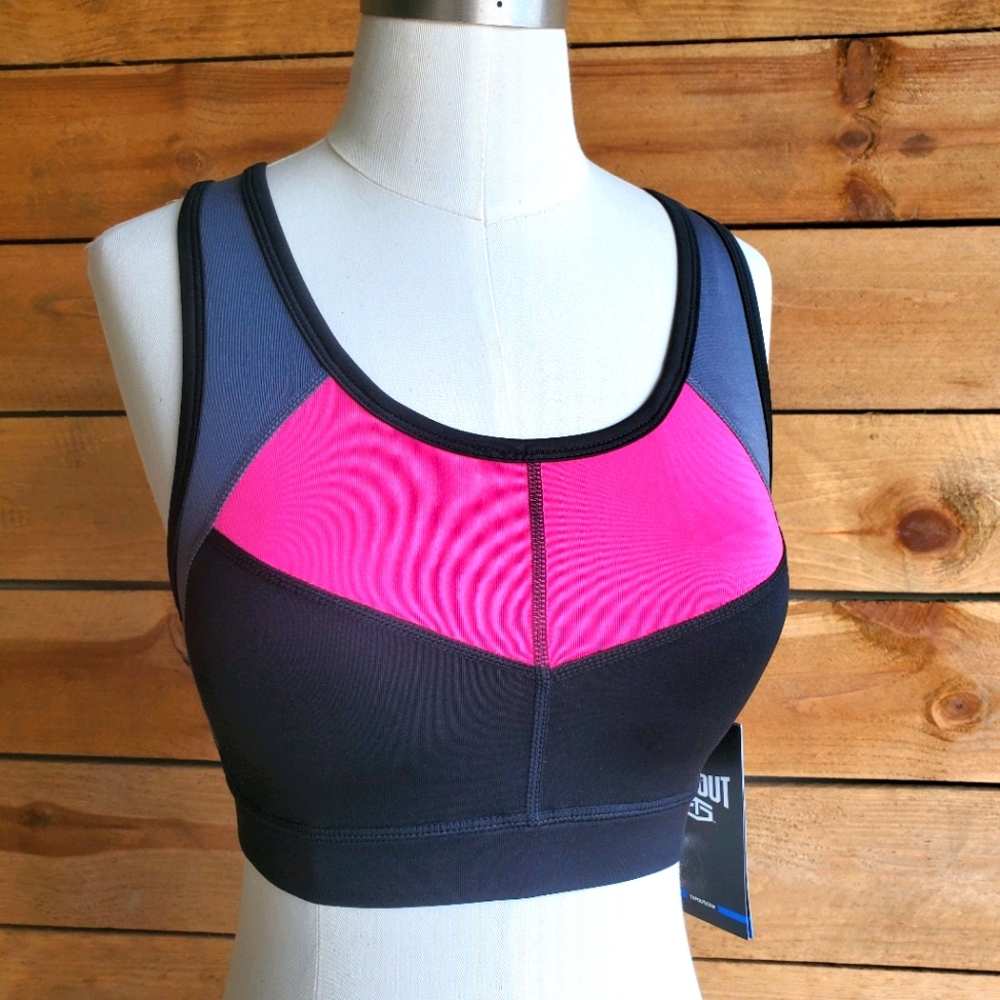 🤏 NWT Razor back TAPOUT sports bra